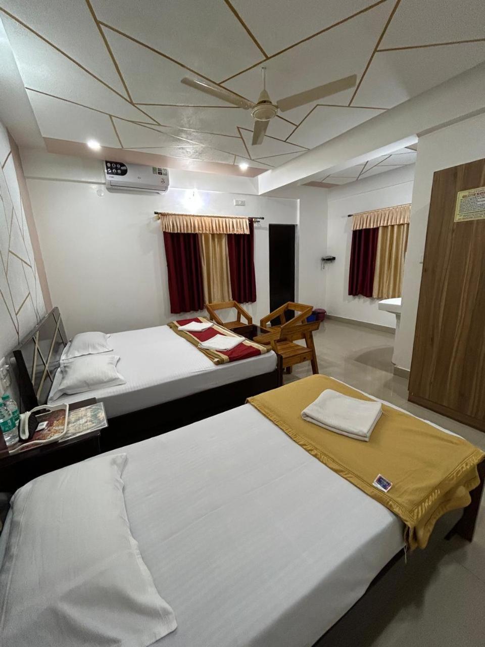 Royal Comfort Inn بنغالور المظهر الخارجي الصورة